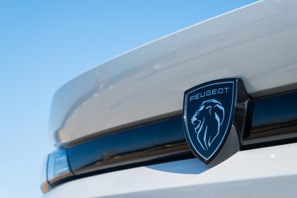 Test: Peugeot 408 1.2 PureTech EAT8 130Ps